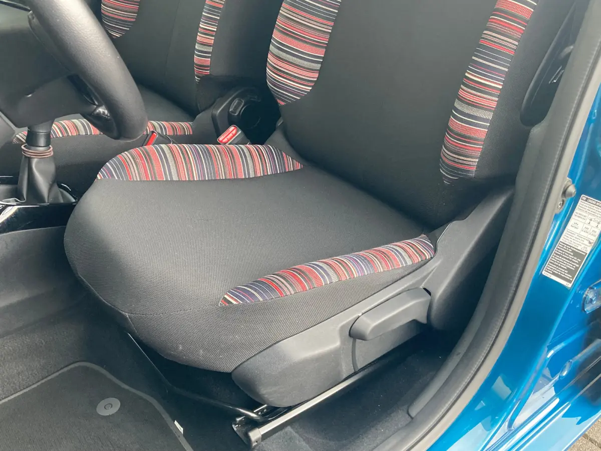 1.0 VTi Feel | Airco | Bluetooth | Chrome delen | NL auto |