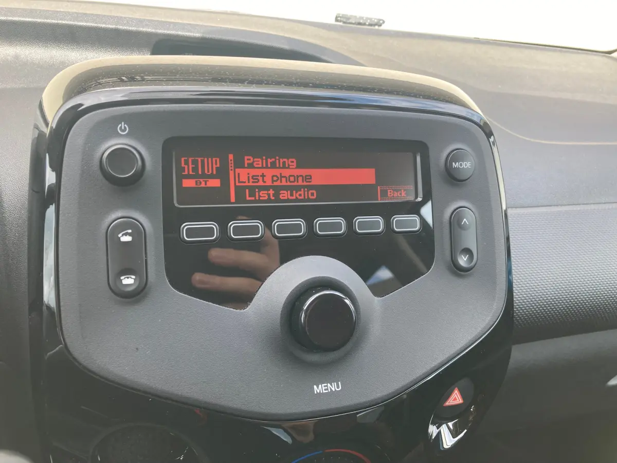 1.0 VTi Feel | Airco | Bluetooth | Chrome delen | NL auto |