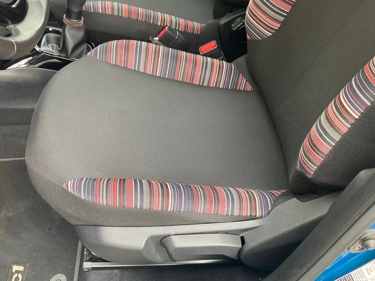 1.0 VTi Feel | Airco | Bluetooth | Chrome delen | NL auto |
