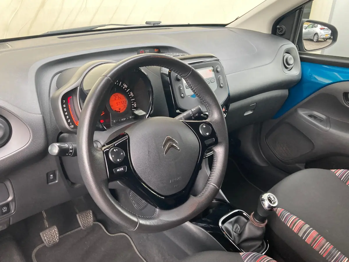 1.0 VTi Feel | Airco | Bluetooth | Chrome delen | NL auto |