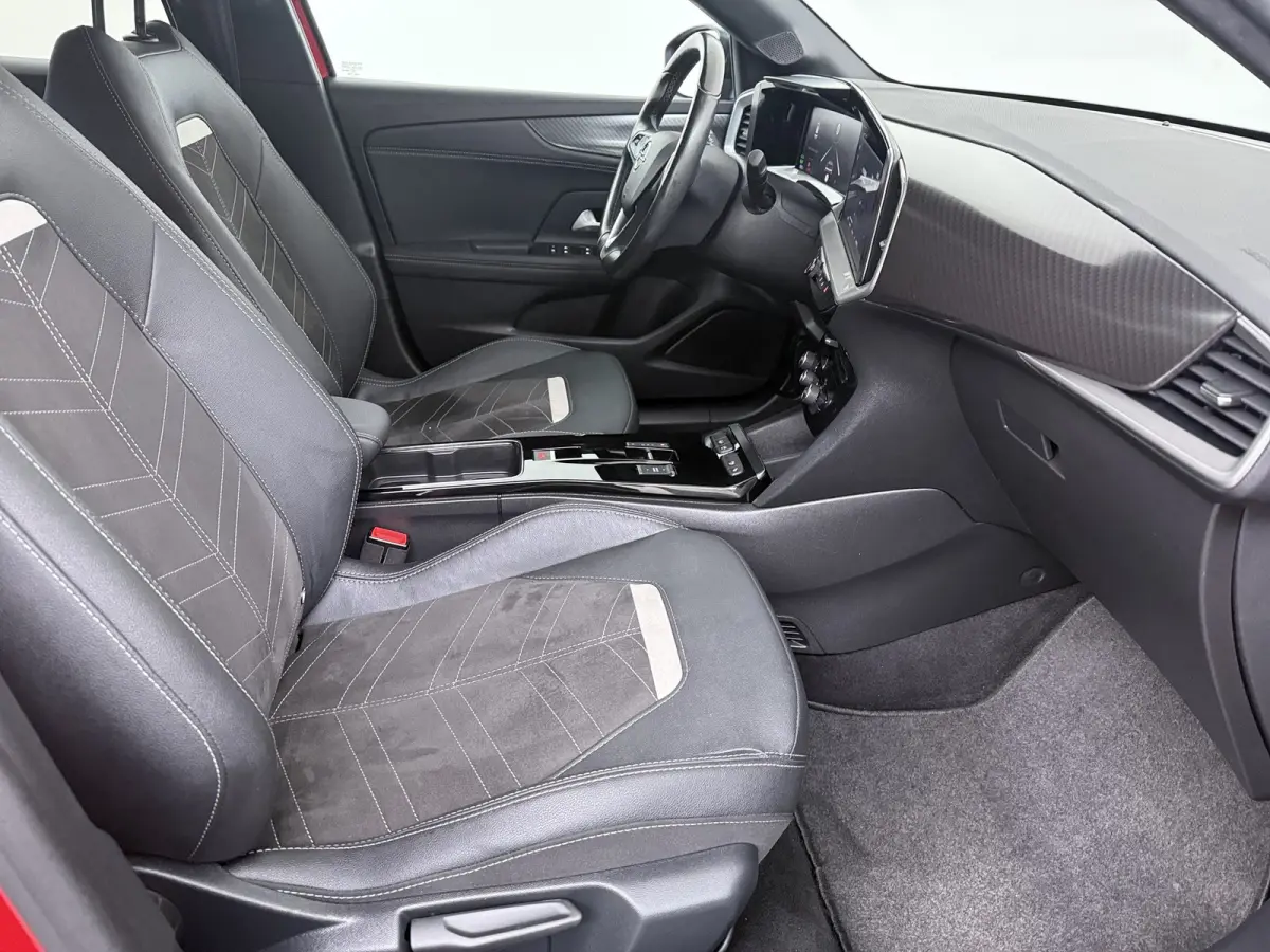 Level 5 Ultimate 50 kWh | SOH 94% | Achteruitrijcamera | Alcantara bekleding | Apple Carplay/Android Auto|telefoonintegratie premium