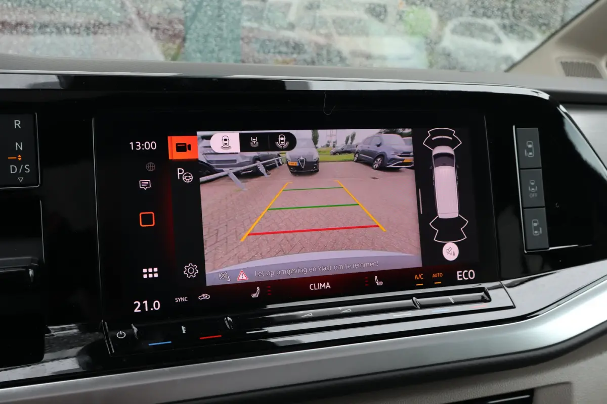 eHybrid 4MOTION L2 | Bulli | Leder | Glazen Dak | Vis-a-Vis | Houtlook Vloer | 4-Seizoenen Banden