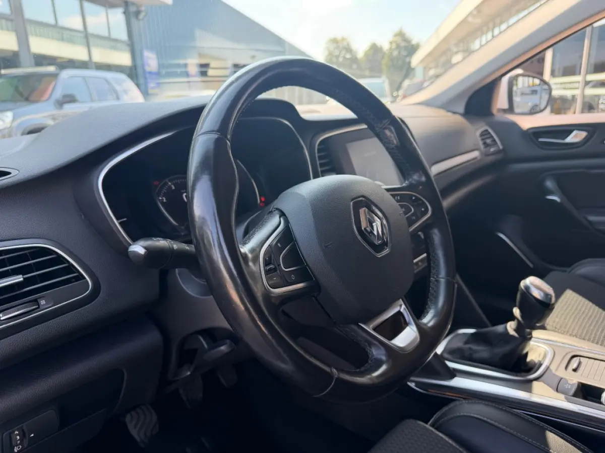 1.3 TCE BOSE GRIJS KENTEKEN NAVI AIRCO
