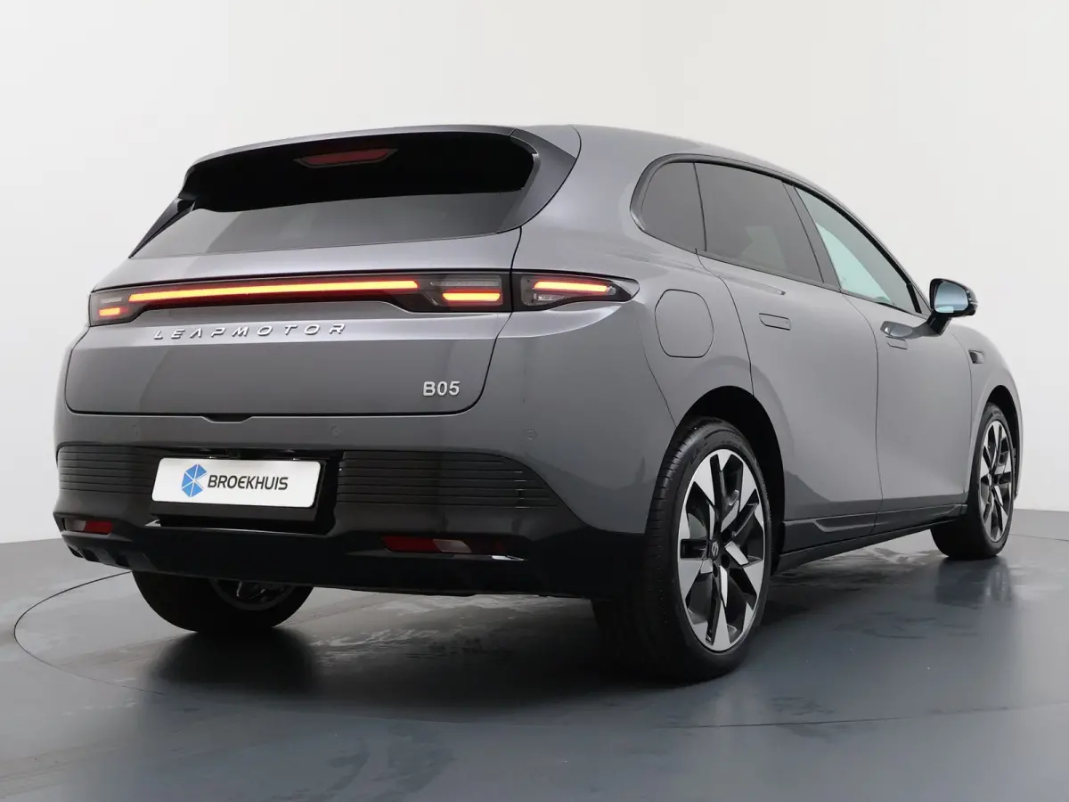 ProMax Design 67.1 kWh | €1500,- korting !! |  Vanaf €429,- Private lease per maand ! | Achteruitrij assistent | Apple Carplay/Android Auto|telefoonintegratie premium | Cruise control ad