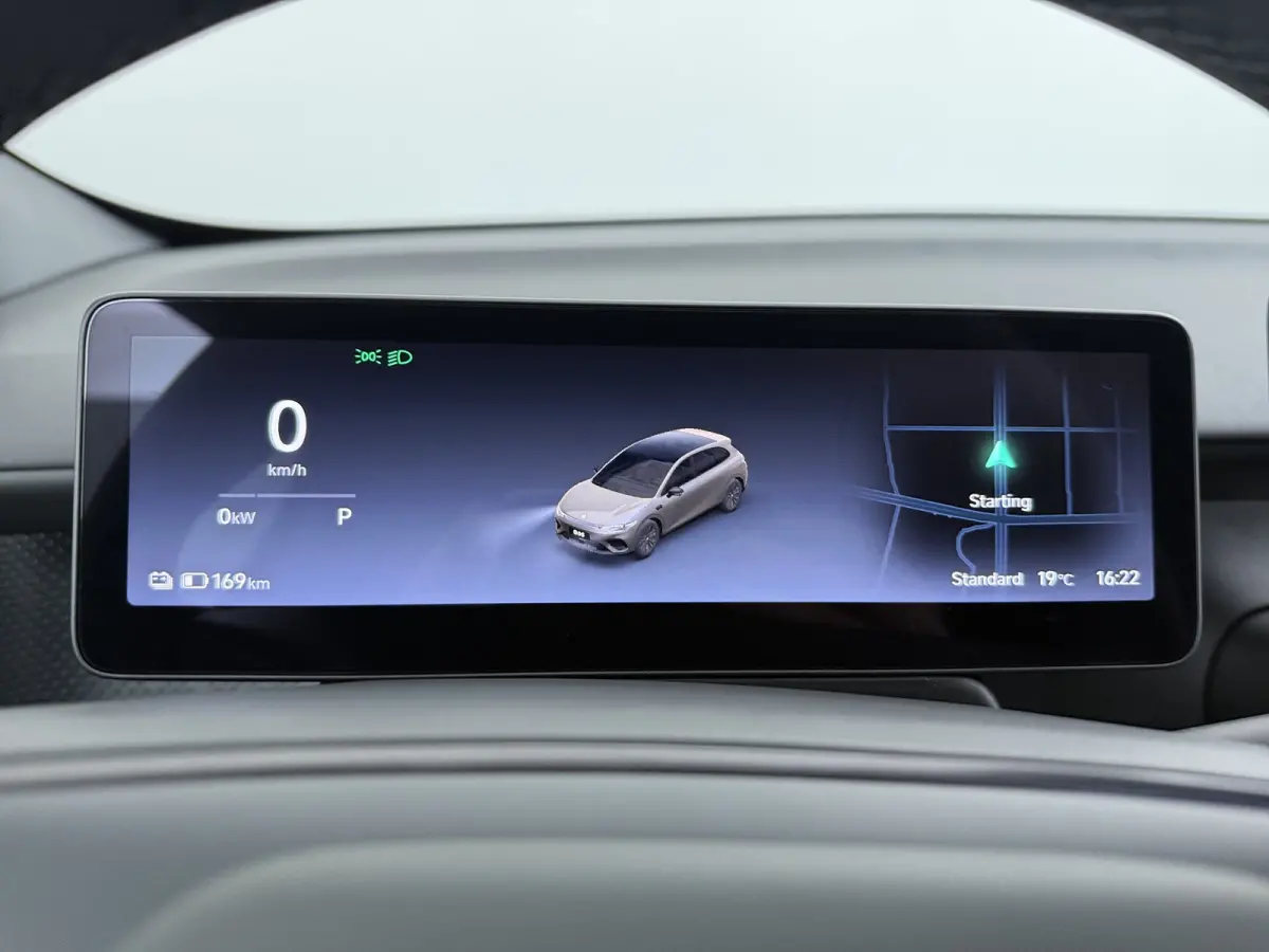 ProMax Design 67.1 kWh | €1500,- korting !! |  Vanaf €429,- Private lease per maand ! | Achteruitrij assistent | Apple Carplay/Android Auto|telefoonintegratie premium | Cruise control ad