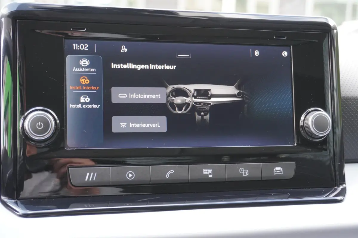 1.0 TSI 95pk Style | Parkeersensoren achter | Cruise Control | Full Link