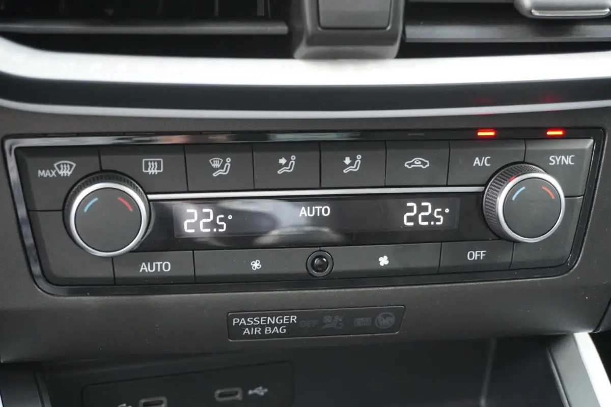 1.0 TSI 95pk Style | Parkeersensoren achter | Cruise Control | Full Link