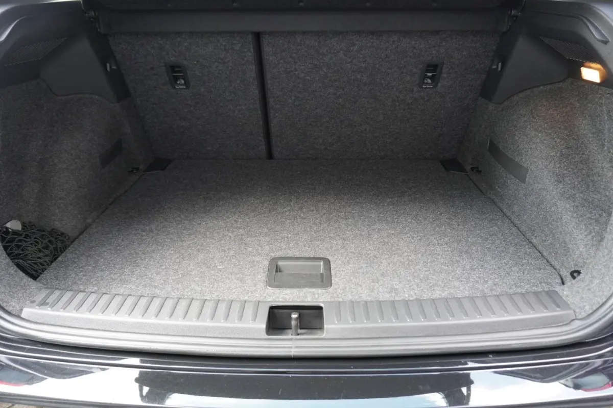 1.0 TSI 95pk Style | Parkeersensoren achter | Cruise Control | Full Link