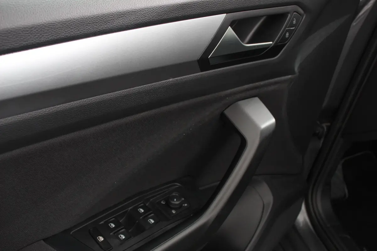 1.5 TSI DSG Life Navigatie Apple Carplay/Android Auto Parkeersensoren Camera Adaptive Cruise Control Virtual Cockpit Stuur- en stoelverwarming