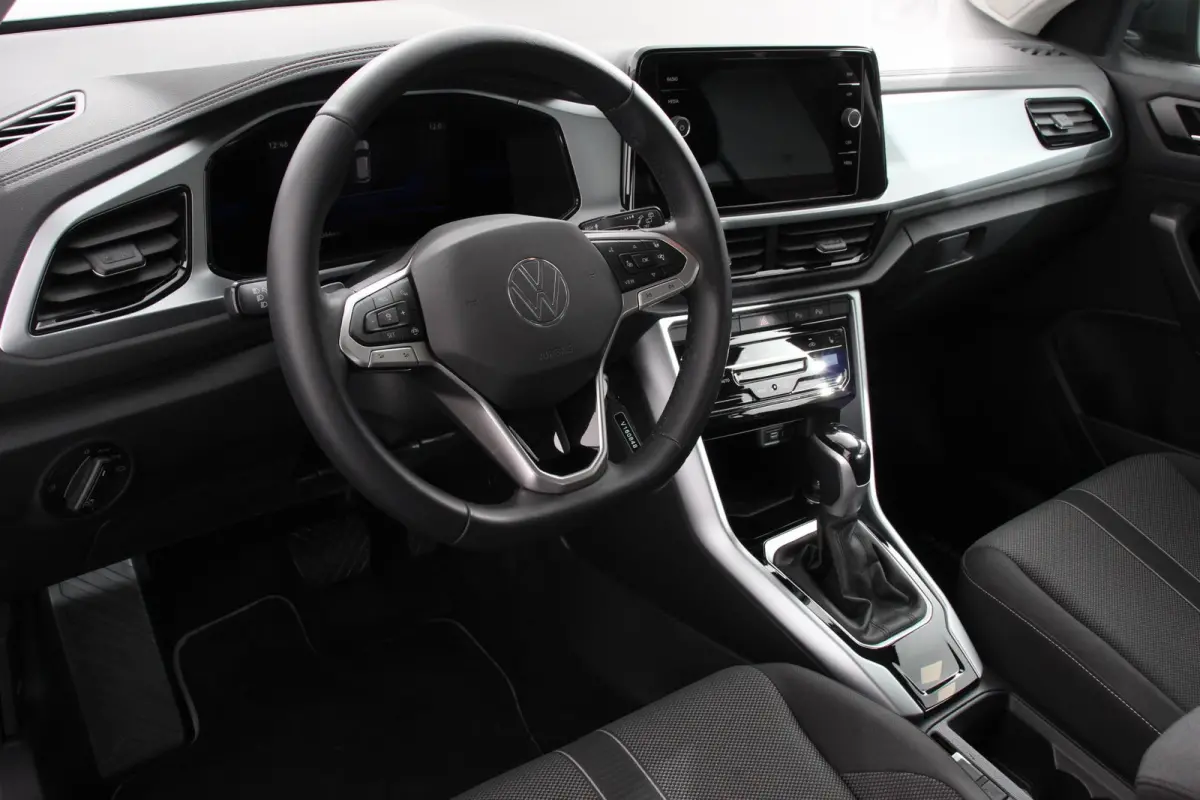1.5 TSI DSG Life Navigatie Apple Carplay/Android Auto Parkeersensoren Camera Adaptive Cruise Control Virtual Cockpit Stuur- en stoelverwarming