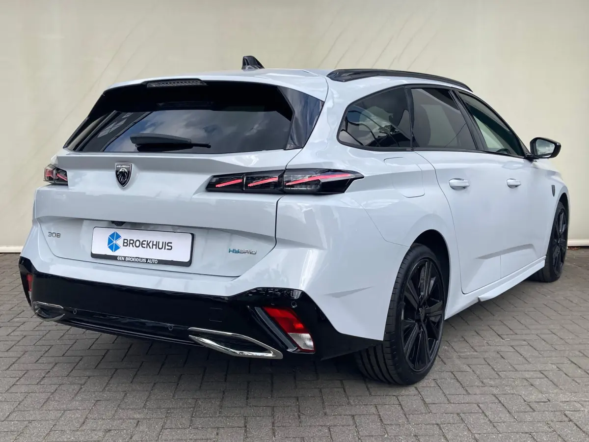 Hybrid 225 GT | Clima | Focal audio | Panoramadak | Elektrische stoel met massage | Full Optie !! |