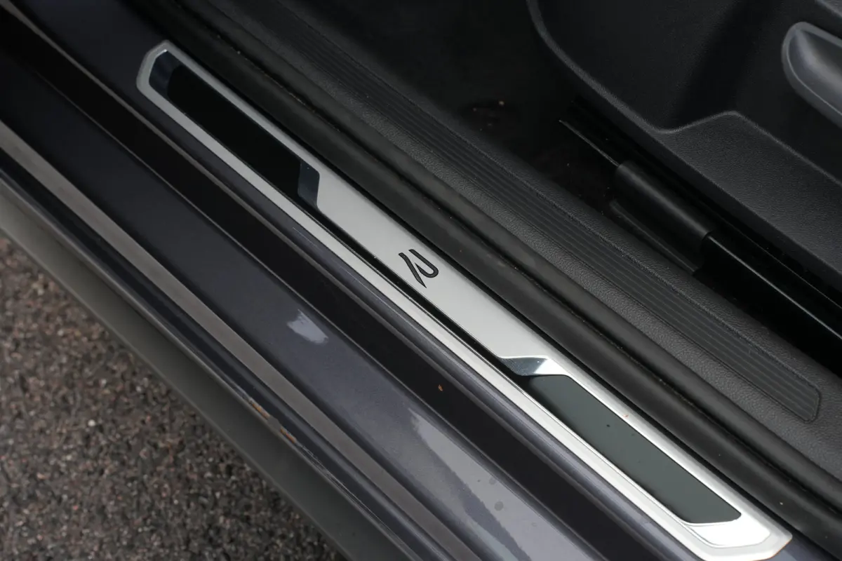 1.0 TSI 95pk R-Line Edition | Panoramadak | Camera | Parkeerhulp | Carplay |  | Adaptive Cruise |