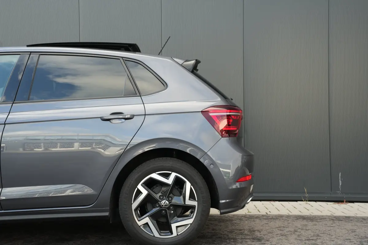 1.0 TSI 95pk R-Line Edition | Panoramadak | Camera | Parkeerhulp | Carplay |  | Adaptive Cruise |