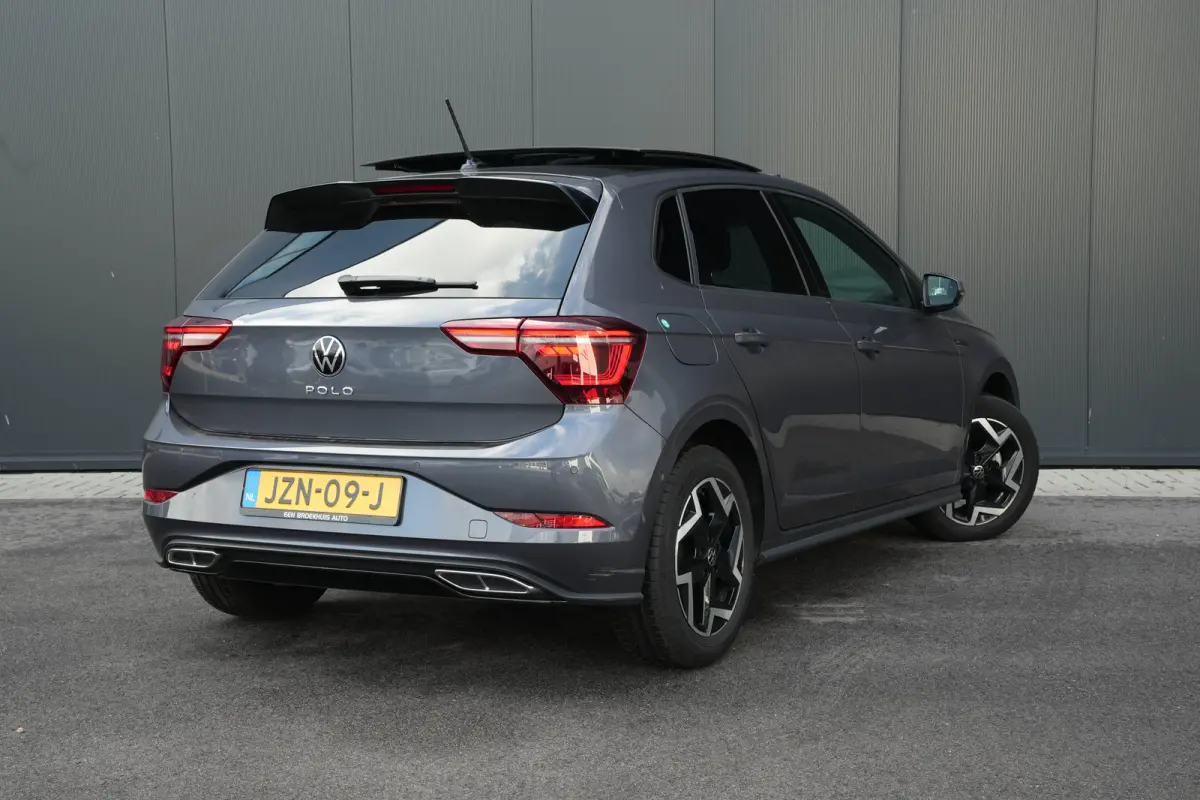 1.0 TSI 95pk R-Line Edition | Panoramadak | Camera | Parkeerhulp | Carplay |  | Adaptive Cruise |
