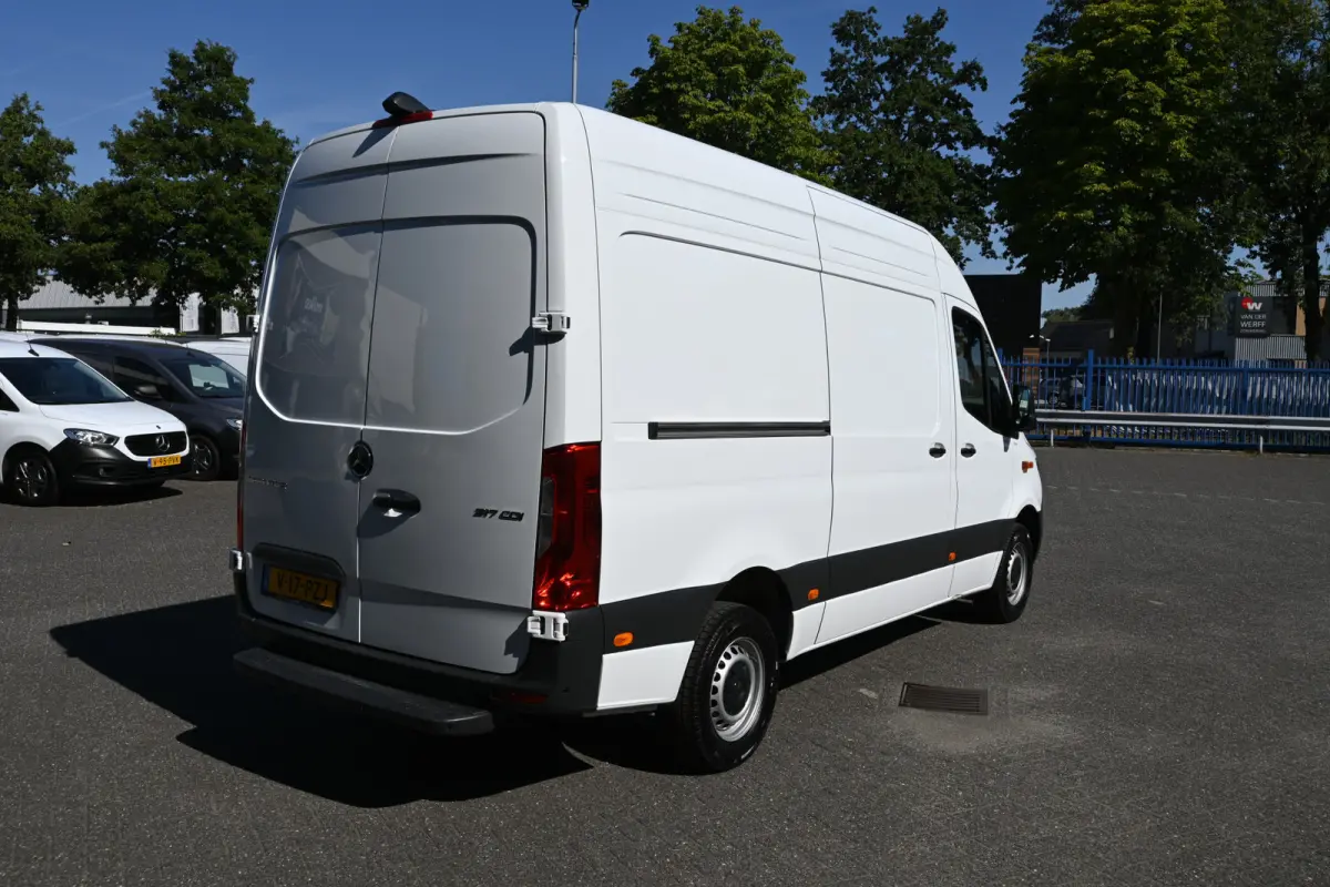 317 CDI L2H2 Pro HD LED, MBUX Navigatie met camera en parkeerpakket, Winterpakket, Etc.