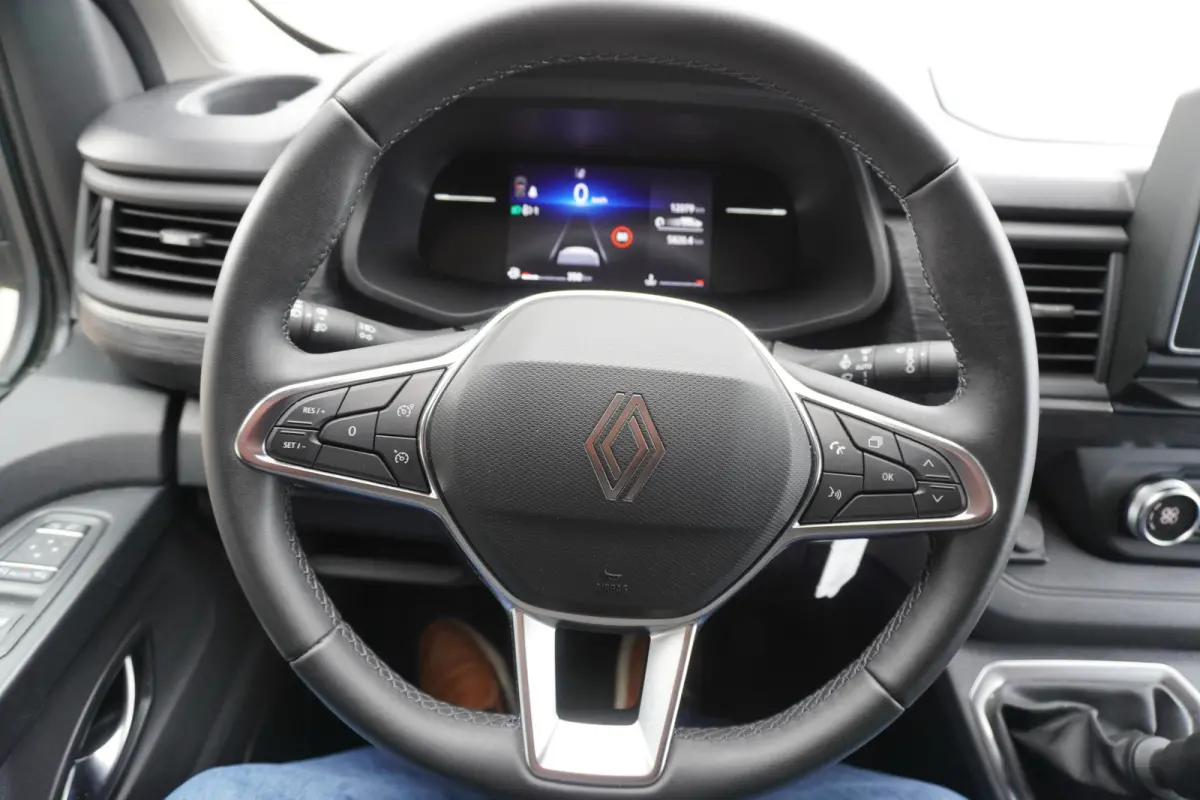 2.0 Blue dCi 170PK T30 L2H2 Invalide vervoer / ideaal voor camper nr. V186 | Airco | Cruise | Navi | trekhaak (marge auto INCL BPM)