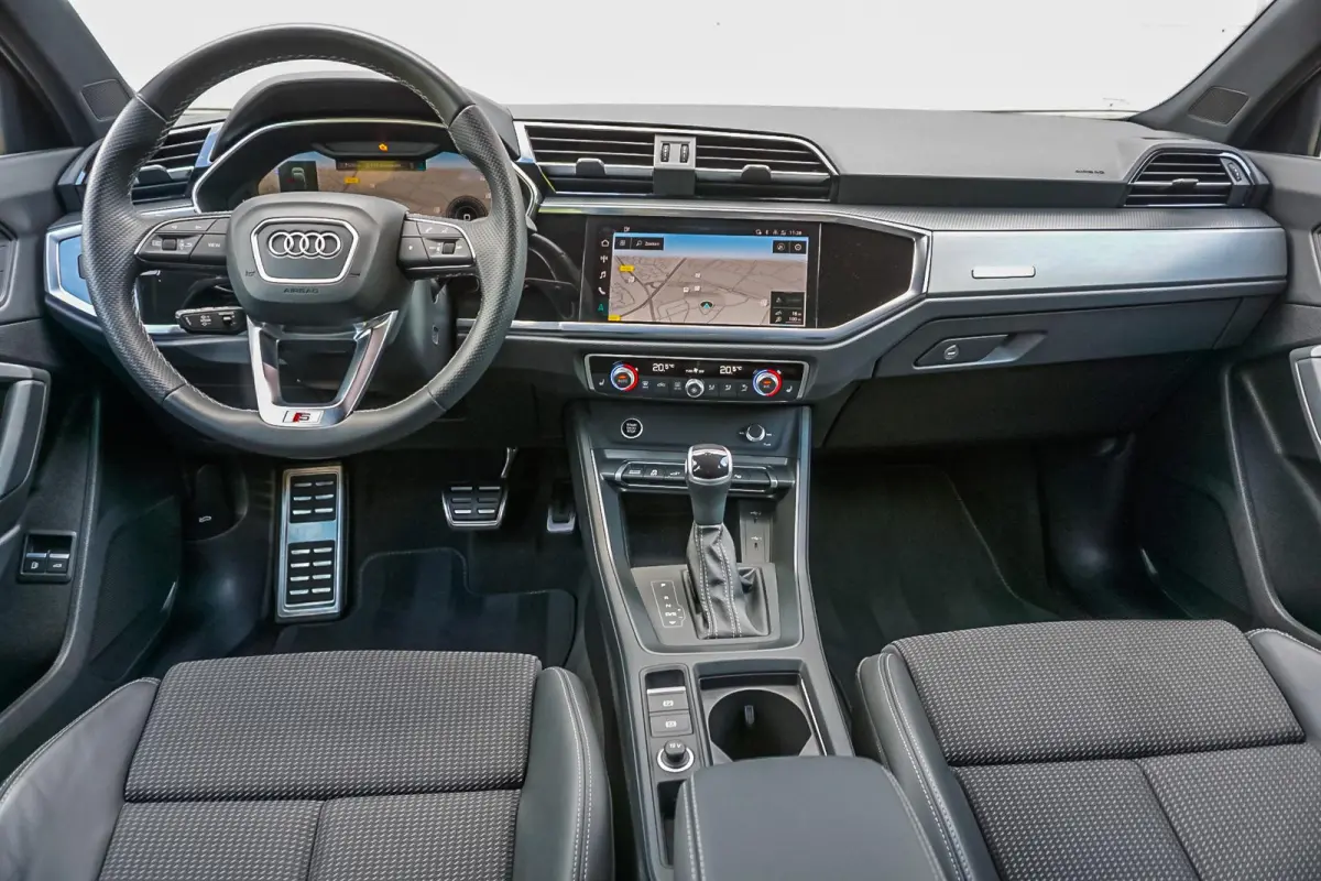 45 TFSIe 245pk PHEV S Edition | Panoramadak | Trekhaak | Topview Camera | Keyless | Optiek Zwart | SoH 92%