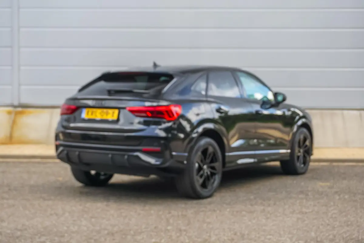 45 TFSIe 245pk PHEV S Edition | Panoramadak | Trekhaak | Topview Camera | Keyless | Optiek Zwart | SoH 92%