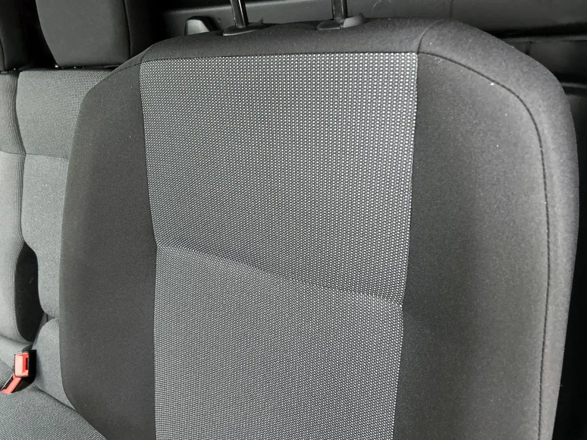 1.5 BlueHDi 100 S&S L2 Airco Bluetooth Parkeersensoren