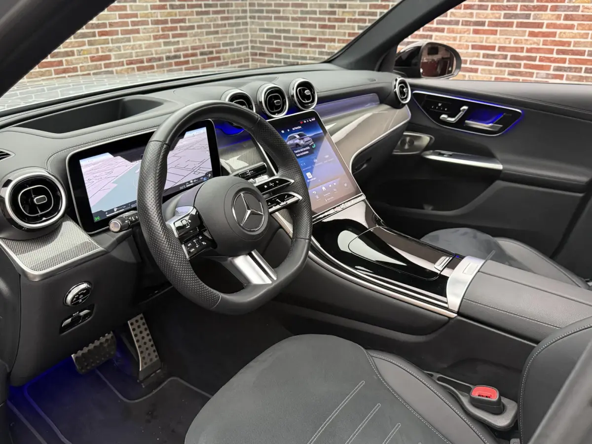 400e 4MATIC AMG Line | Pano | 360 | Trekhaak | Burmester |