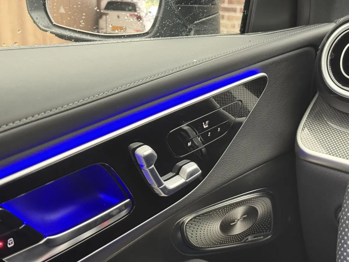 400e 4MATIC AMG Line | Pano | 360 | Trekhaak | Burmester |