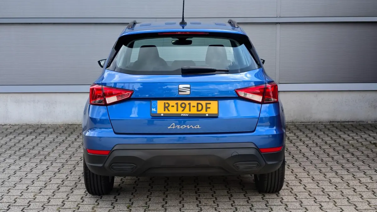 1.0 TSI 95pk Style | App connect | Climatronic | PDC achter