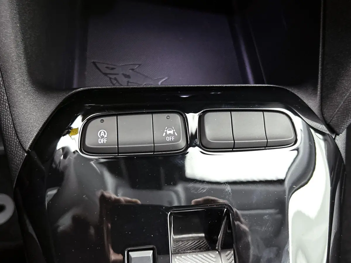 1.2 Turbo Hybrid Edition | 110pk | Apple Carplay/Android Auto | Camera | 4.000km! |
