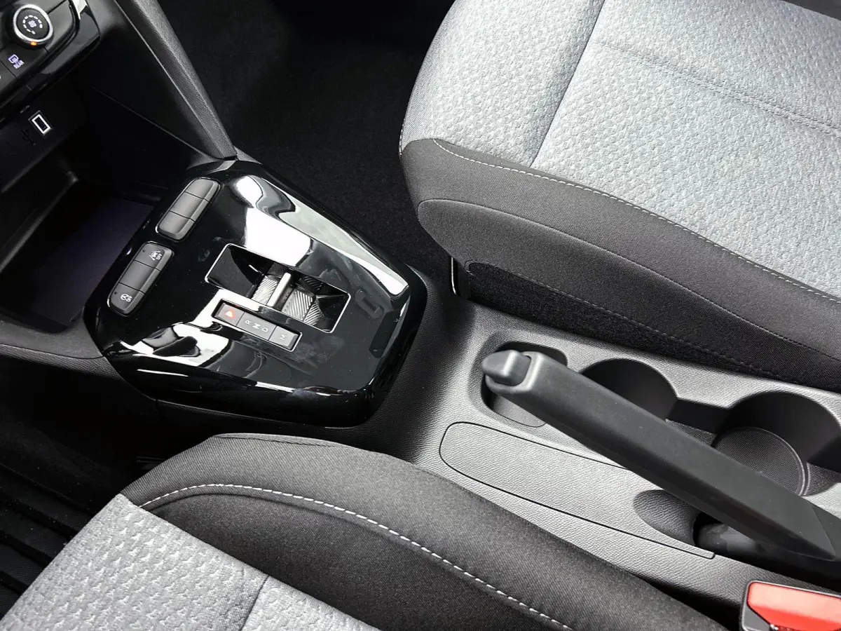 1.2 Turbo Hybrid Edition | 110pk | Apple Carplay/Android Auto | Camera | 4.000km! |