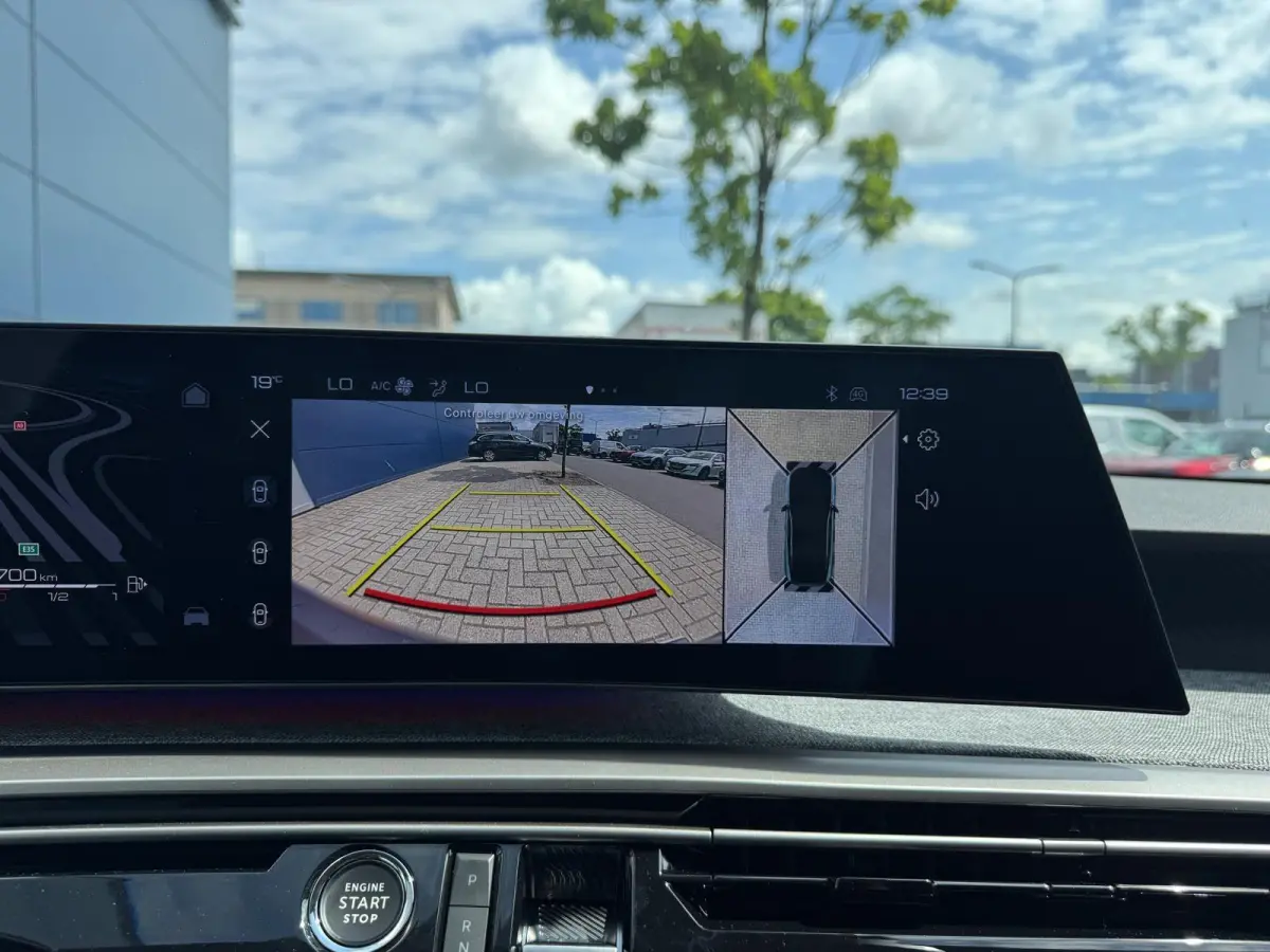 1.2 Hybrid 136 Allure | Panoramic Navigation | Camera | Adaptieve Cruise Control | Trekhaak