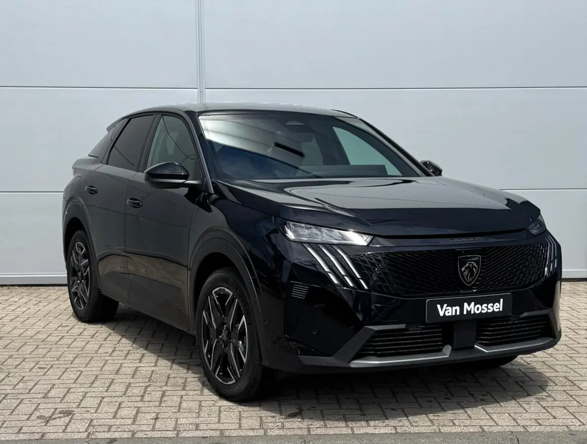 1.2 Hybrid 136 Allure | Panoramic Navigation | Camera | Adaptieve Cruise Control | Trekhaak
