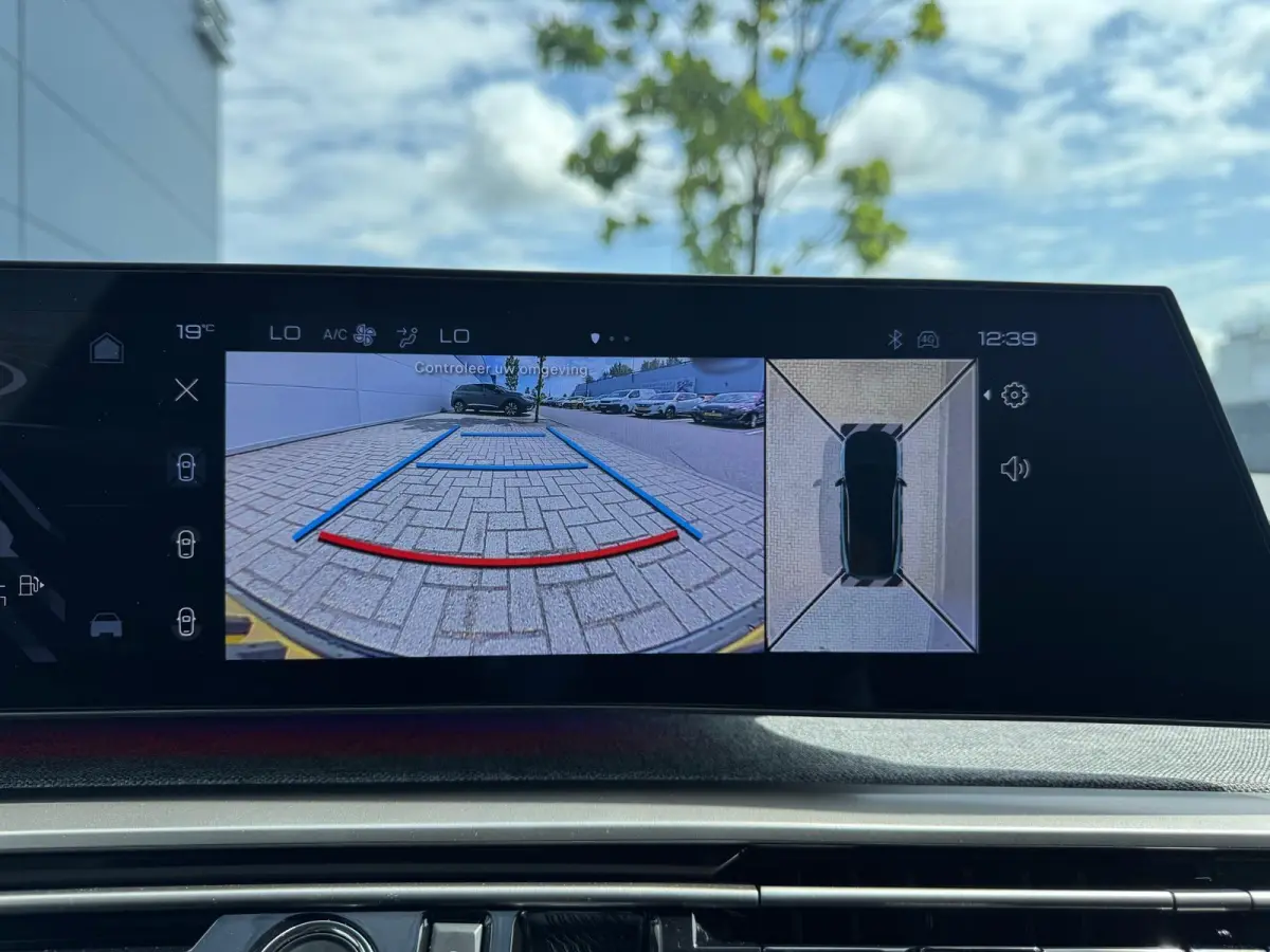 1.2 Hybrid 136 Allure | Panoramic Navigation | Camera | Adaptieve Cruise Control | Trekhaak