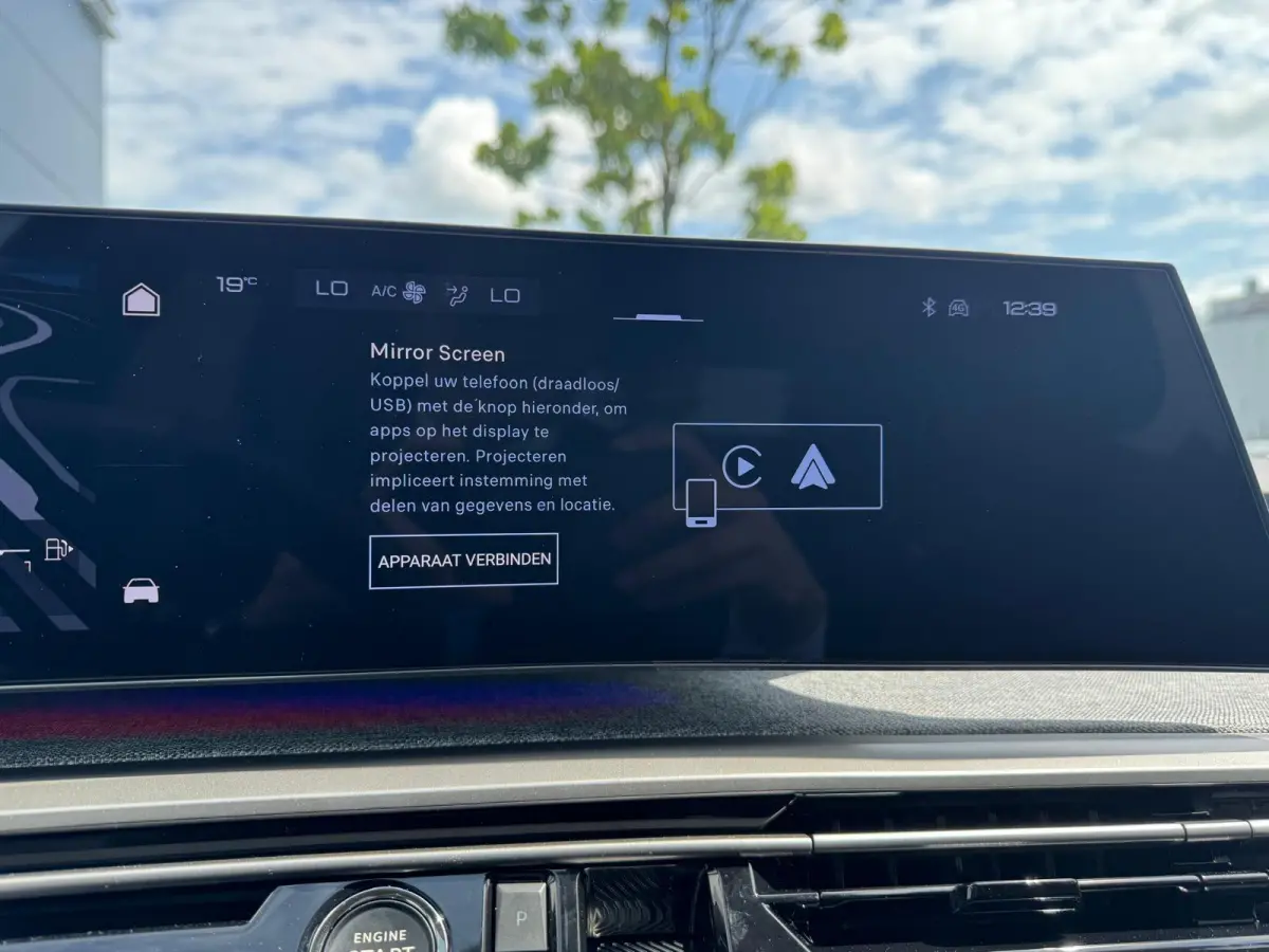1.2 Hybrid 136 Allure | Panoramic Navigation | Camera | Adaptieve Cruise Control | Trekhaak