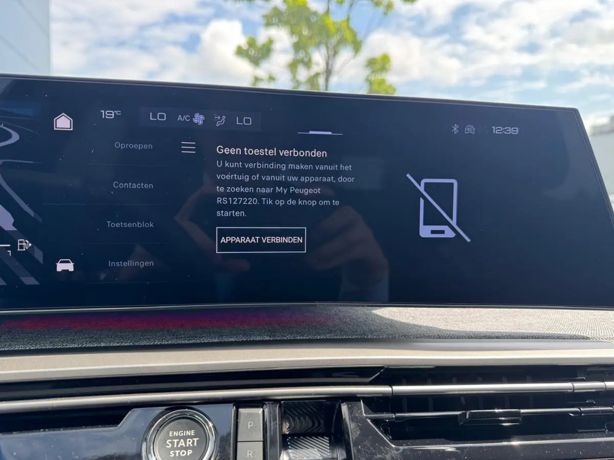 1.2 Hybrid 136 Allure | Panoramic Navigation | Camera | Adaptieve Cruise Control | Trekhaak