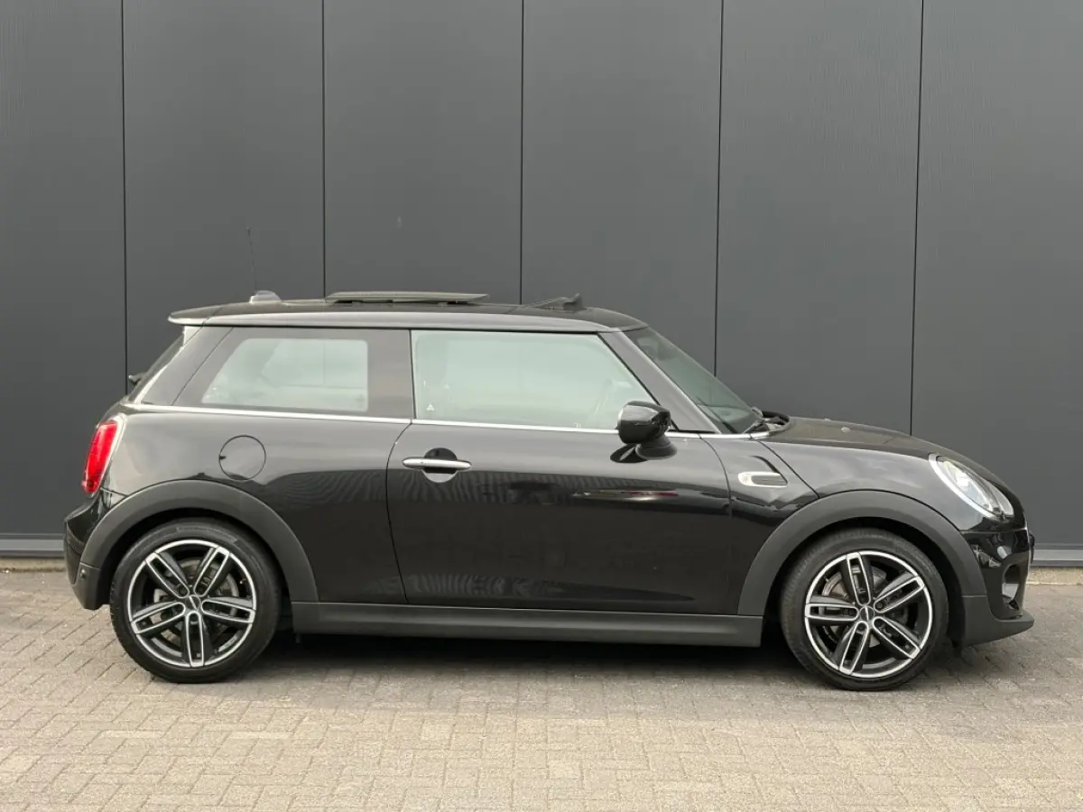 1.5 Cooper 2e eig. Pano LED Navi Cruise Lichtpakket NL-auto