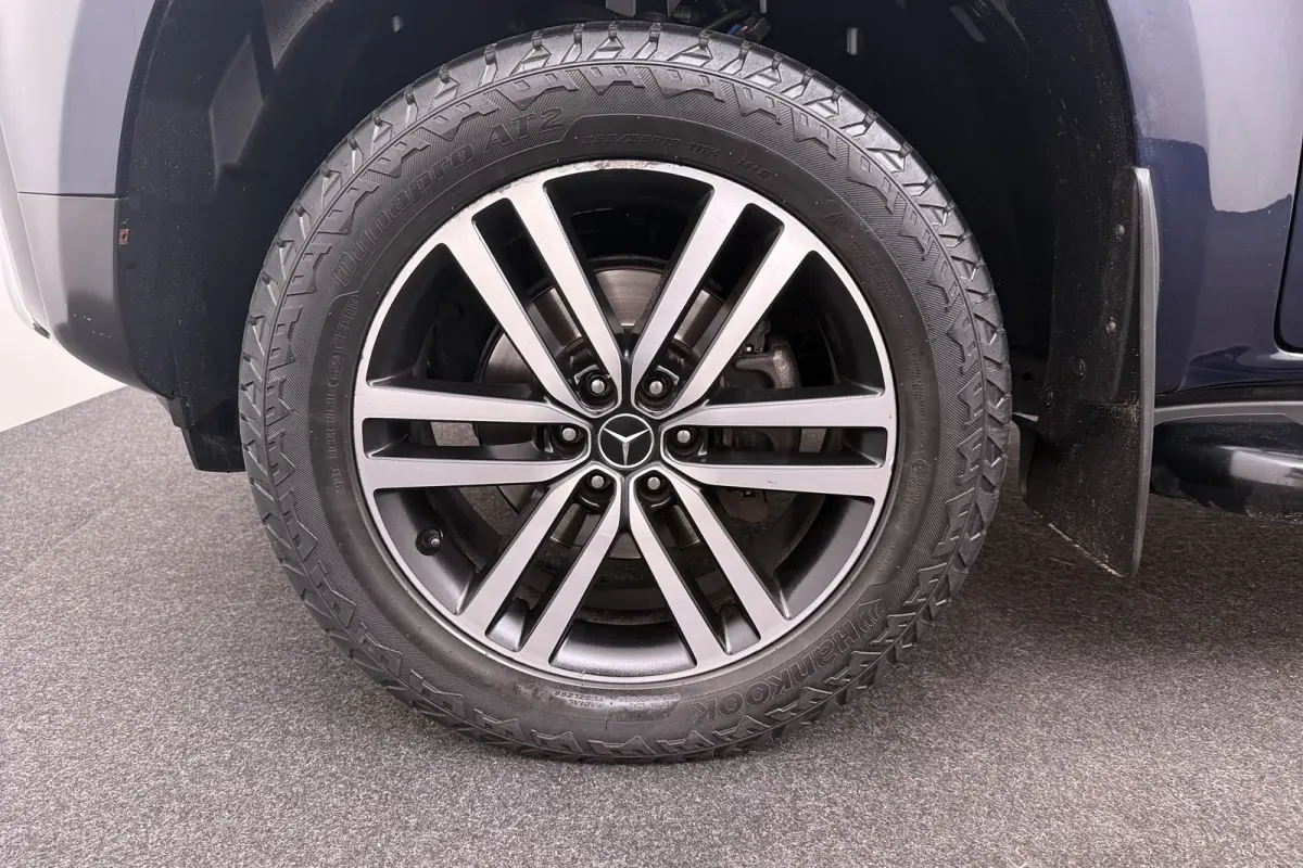250d 190 PK Aut. 4-MATIC 3500 KG Trekhaak Leder 19'LMV Camera