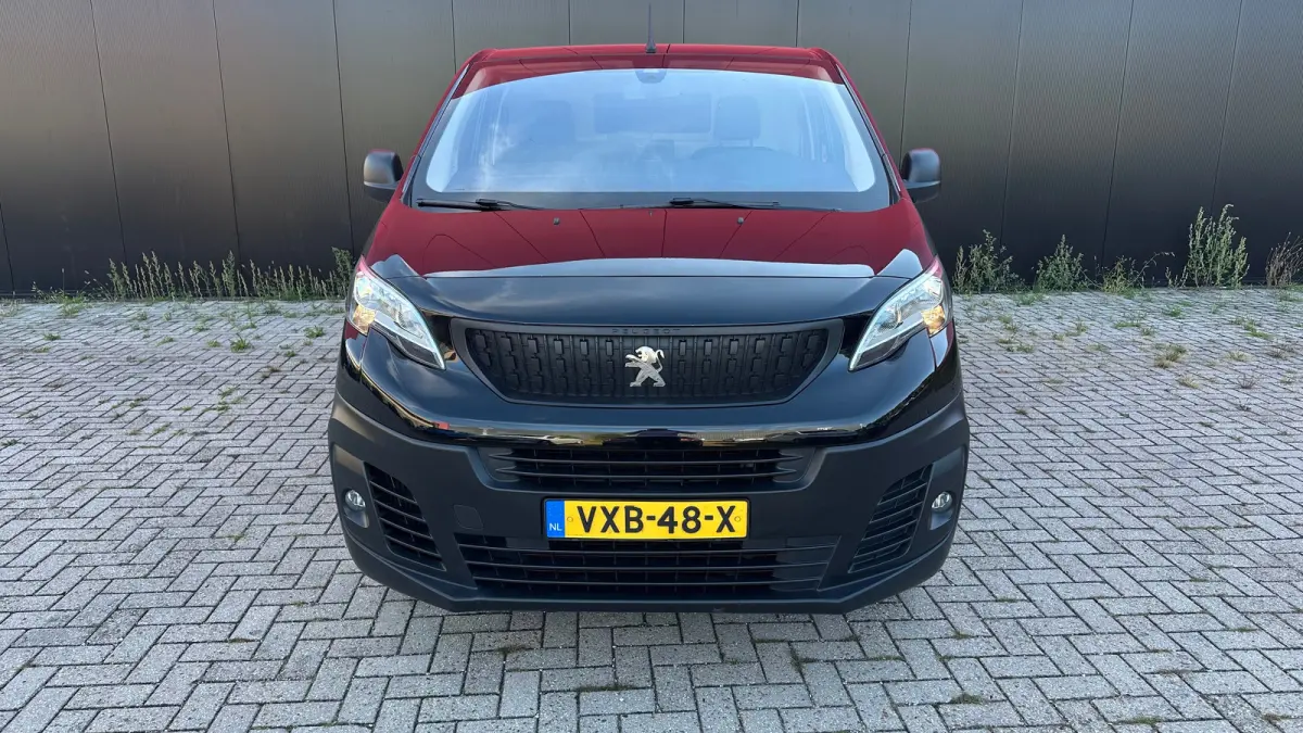 2.0 BlueHDI 180 S&S L2 | Apple Carplay / Android Auto | Achteruitrij Camera | Cruise Control | Climate Control | 2 zitplaatsen rechtsvoor | Anti Blokkeer Systeem | Bandenspanningscontrolesys