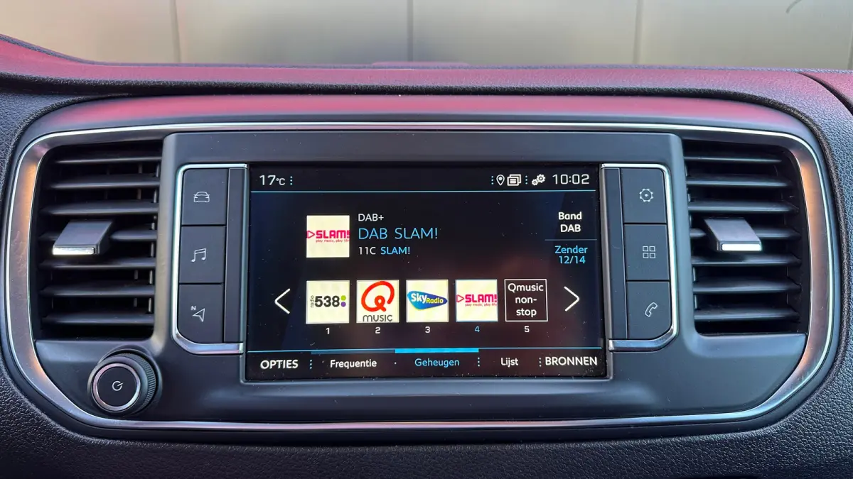 2.0 BlueHDI 180 S&S L2 | Apple Carplay / Android Auto | Achteruitrij Camera | Cruise Control | Climate Control | 2 zitplaatsen rechtsvoor | Anti Blokkeer Systeem | Bandenspanningscontrolesys