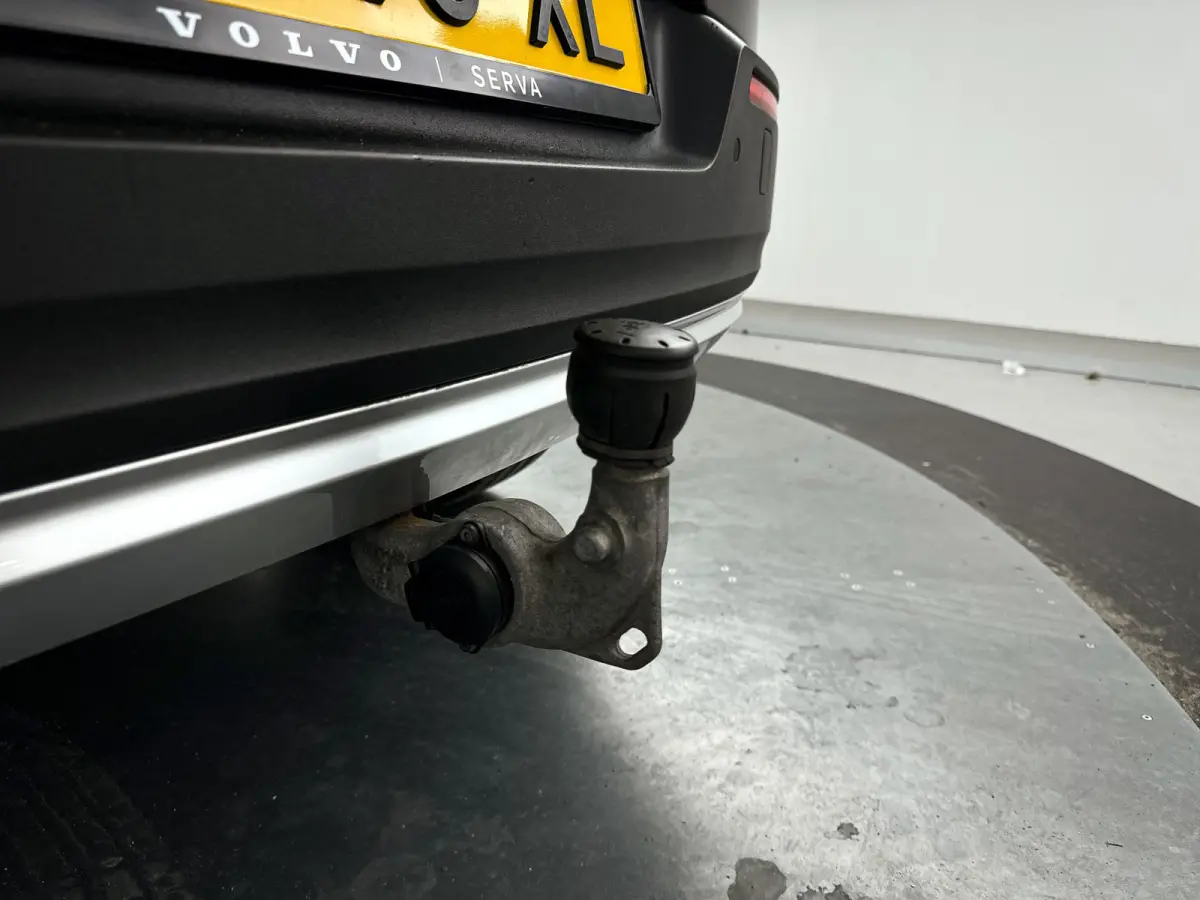 T4 R-Design Expression | Parkeercamera | Stoel- en stuurverwarming | Cruise control | Trekhaak