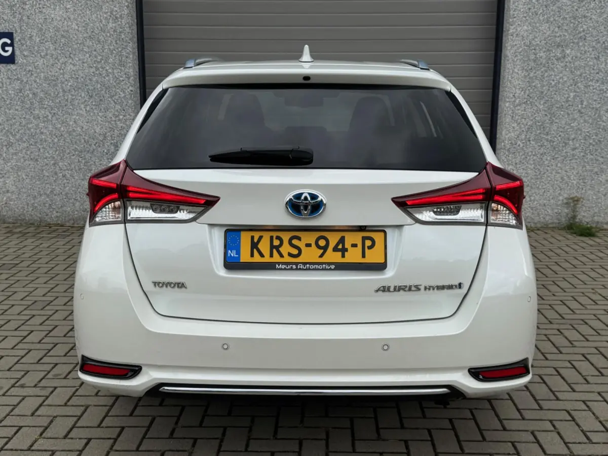 1.8 Hybrid Executive LED/Navi/Cruise/Camera/Stoelverw/Dealer onderhouden