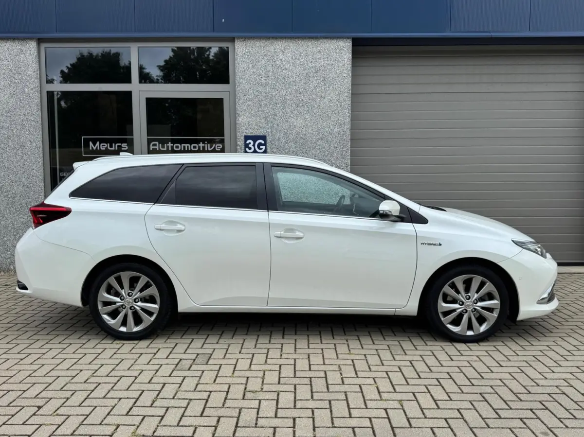 1.8 Hybrid Executive LED/Navi/Cruise/Camera/Stoelverw/Dealer onderhouden