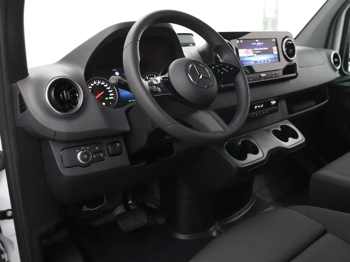 311 CDI | Aut. | L3 | Chassis | PRO | MBUX Navigatie | Airco | Cruise Control | Zijwindassistent | Lane Assist | Comfort-bestuurdersstoel | 3-zits | ELKE OPBOUW MOGELIJK
