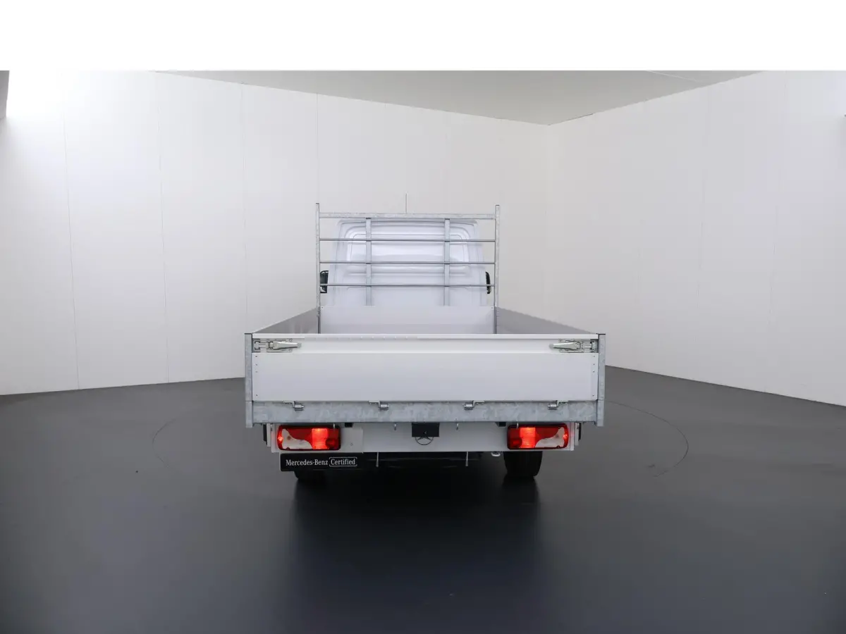 311 CDI | Aut. | L3 | Chassis | PRO | MBUX Navigatie | Airco | Cruise Control | Zijwindassistent | Lane Assist | Comfort-bestuurdersstoel | 3-zits | ELKE OPBOUW MOGELIJK