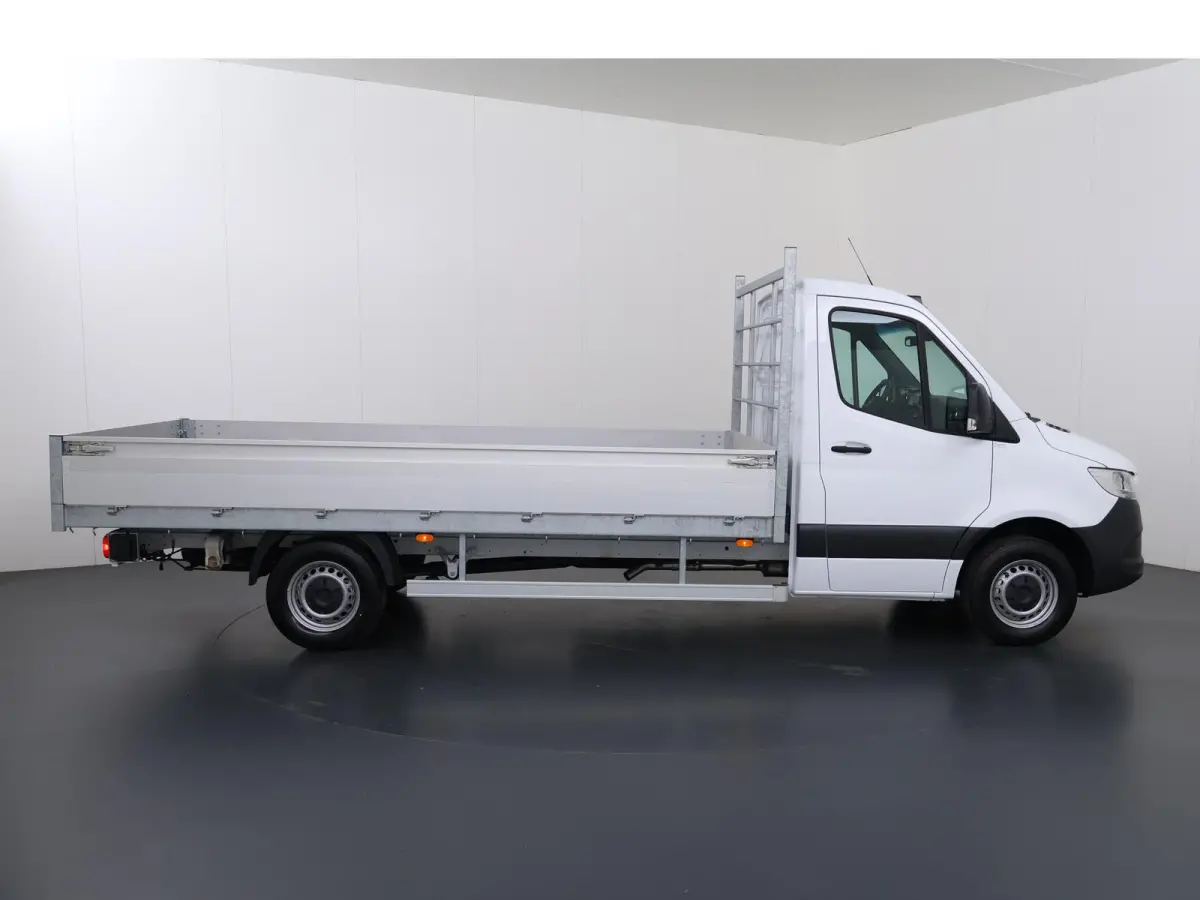 311 CDI | Aut. | L3 | Chassis | PRO | MBUX Navigatie | Airco | Cruise Control | Zijwindassistent | Lane Assist | Comfort-bestuurdersstoel | 3-zits | ELKE OPBOUW MOGELIJK