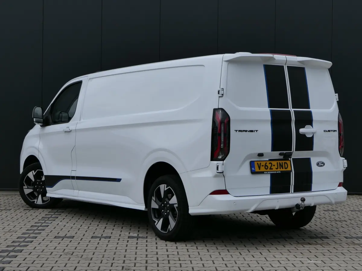 300 2.0 TDCI 170pk L2H1 Sport | Trekhaak | Camera | Betonplex | Navigatie | Stoelverwarming | Verwarmde Voorruit | 19 Inch