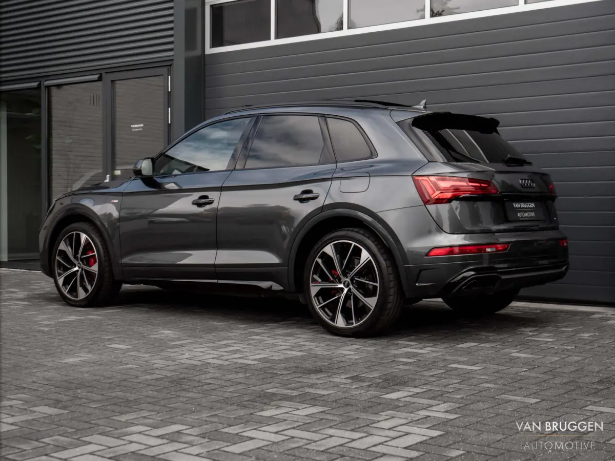 55 TFSI e S-Line Pano RS-Stoelen Luchtv Trekh B&O BTW Memory