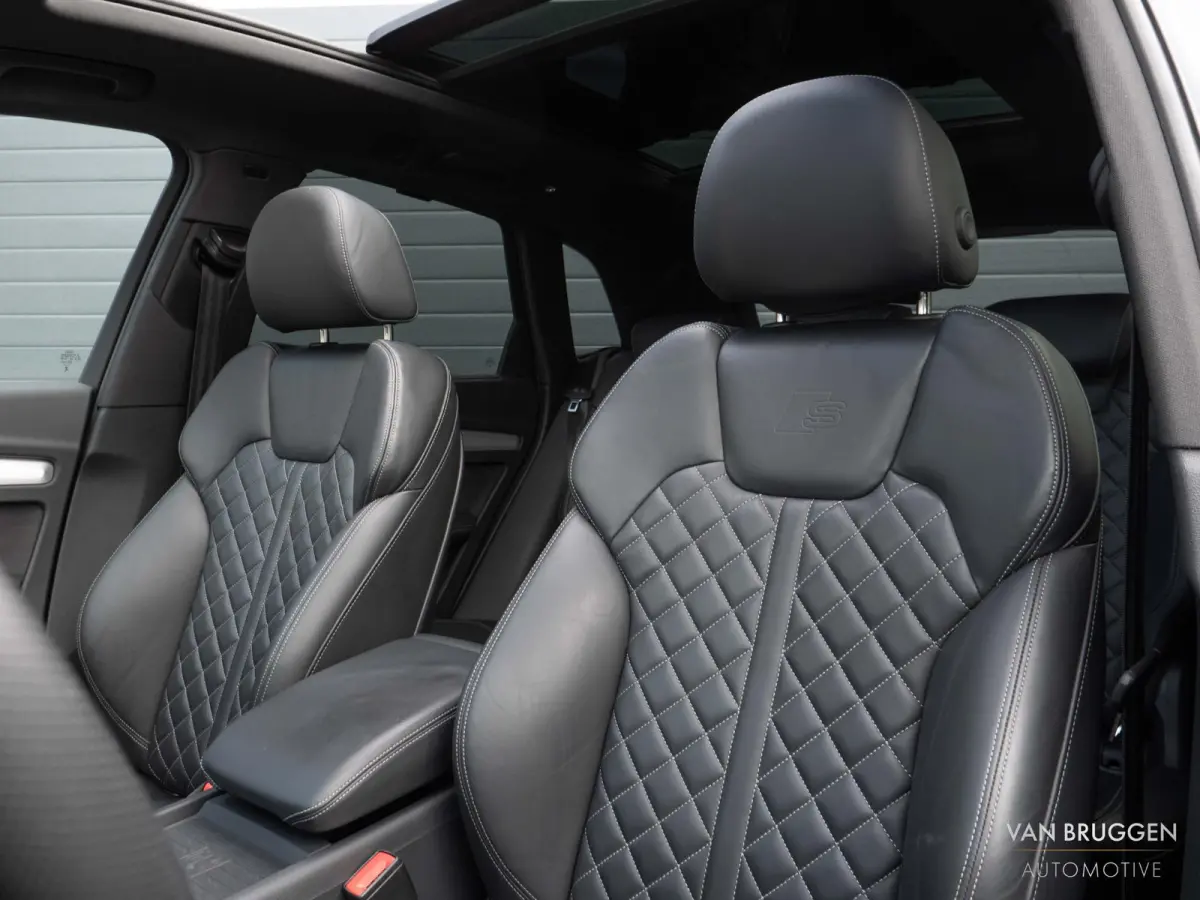 55 TFSI e S-Line Pano RS-Stoelen Luchtv Trekh B&O BTW Memory