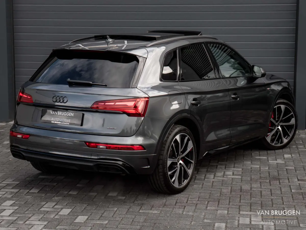 55 TFSI e S-Line Pano RS-Stoelen Luchtv Trekh B&O BTW Memory