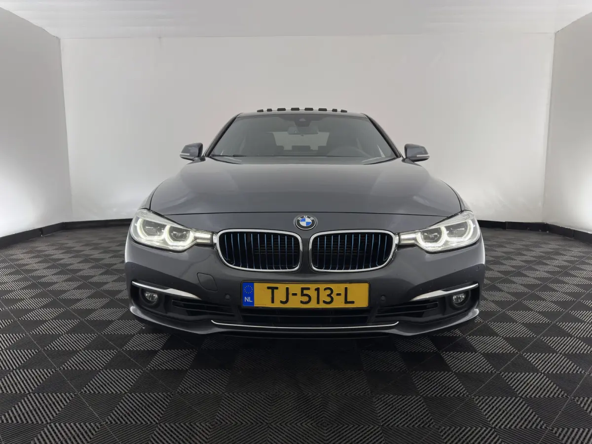330e High Executive Luxury-Line (Plug-in) (INCL-BTW) Aut. *PANO |  LEATHER | FULL-LED | MEMORY-PACK | HARMAN/KARDON-AUDIO | BLINDSPOT | KEYLESS | CAMERA | NAVI-FULLMAP | DAB | PRIVACY-GLASS 