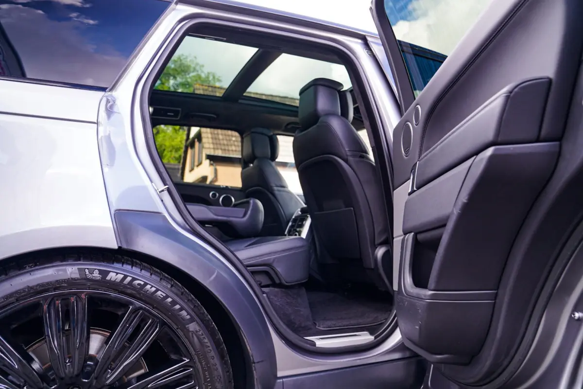 2.0 P400e Limited Edition | SV Autobiography | Panorama | Luxe Leder | Stoelventilatie | HUD | 360cam