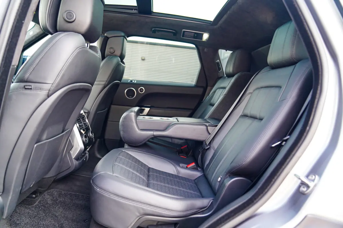 2.0 P400e Limited Edition | SV Autobiography | Panorama | Luxe Leder | Stoelventilatie | HUD | 360cam